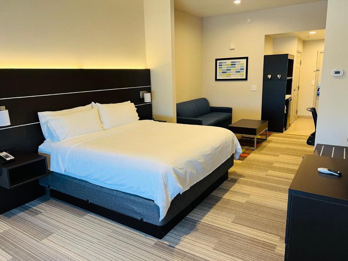 Holiday Inn Express & Suites Salinas By Ihg Exteriér fotografie