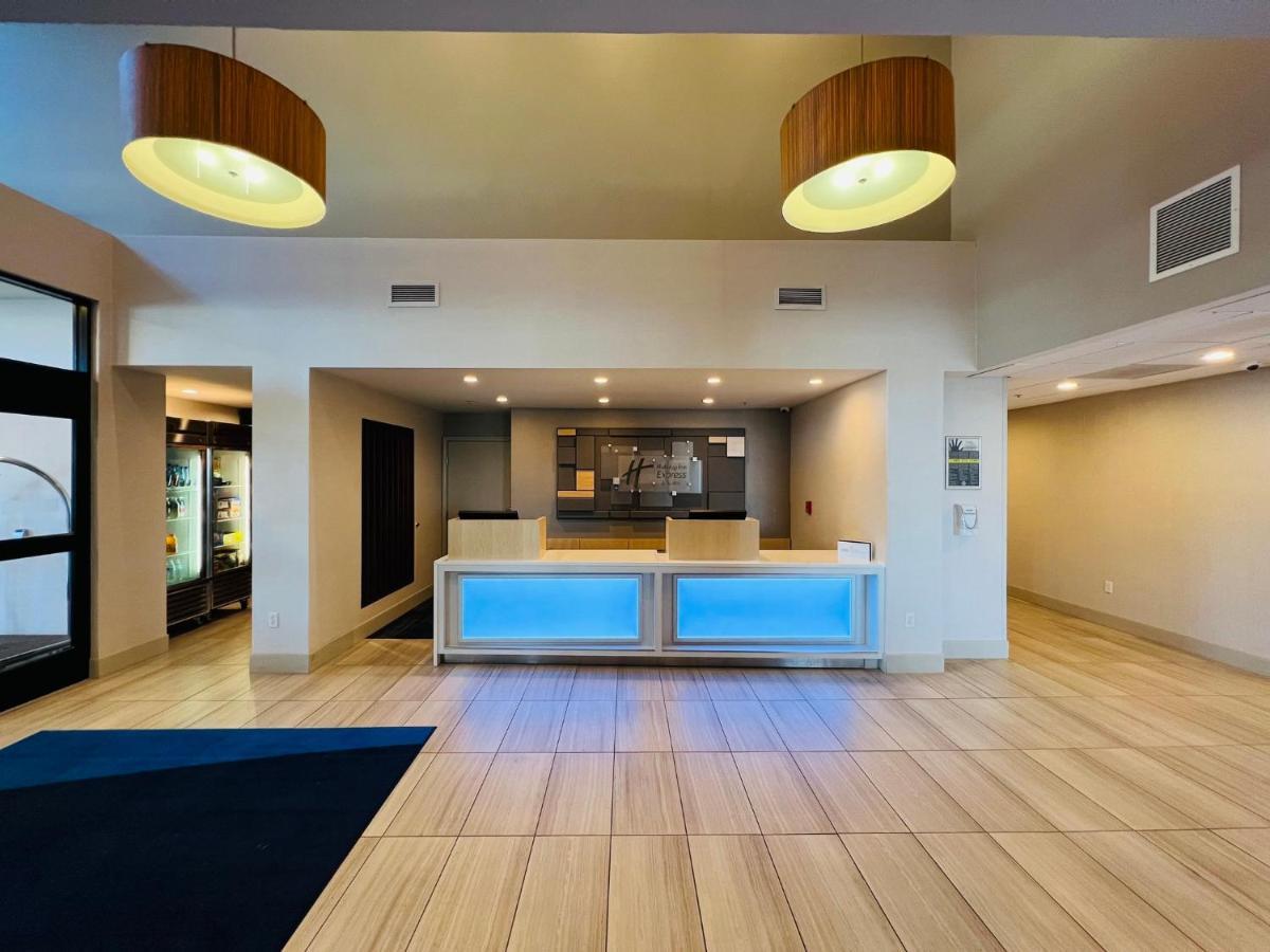 Holiday Inn Express & Suites Salinas By Ihg Exteriér fotografie