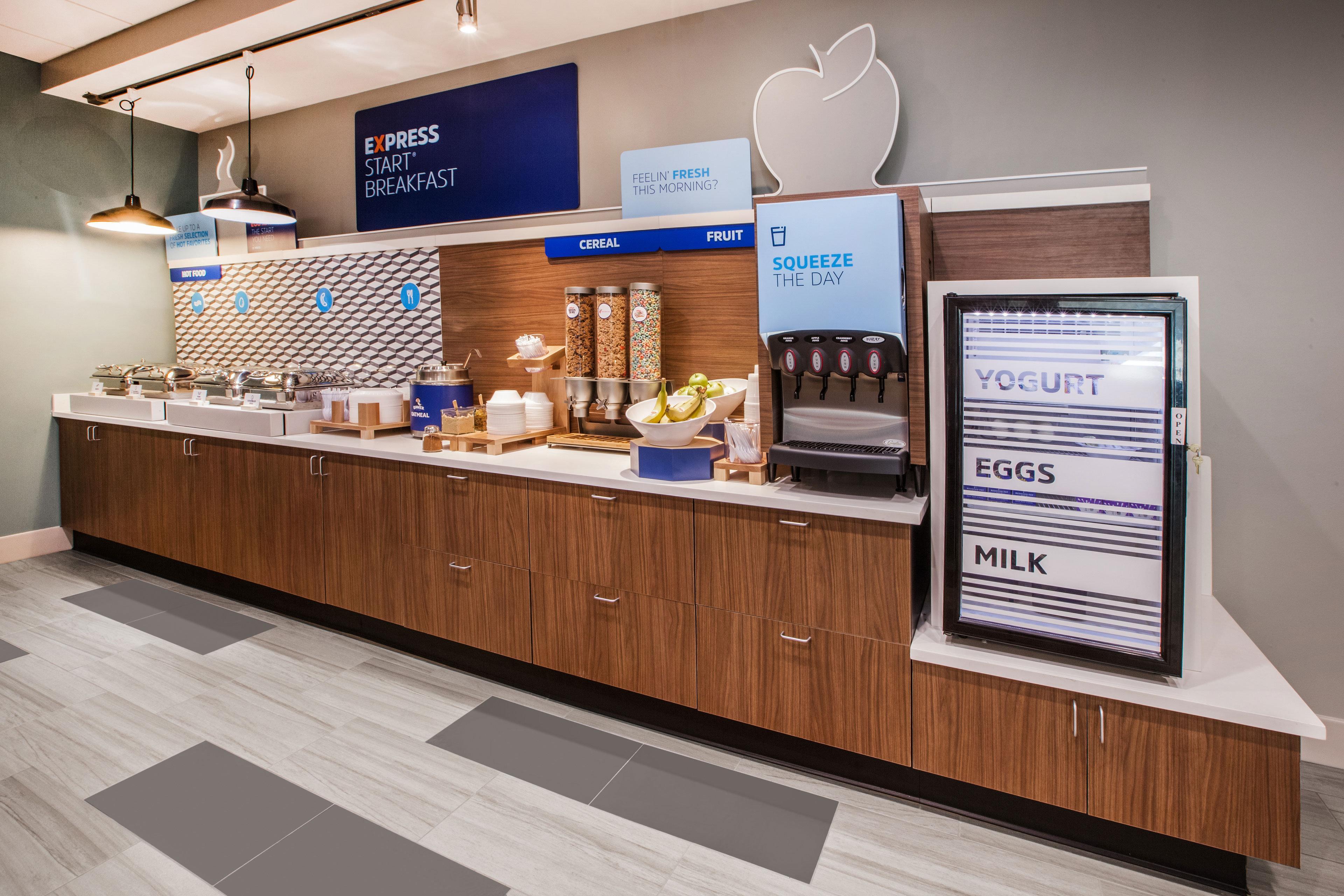 Holiday Inn Express & Suites Salinas By Ihg Exteriér fotografie