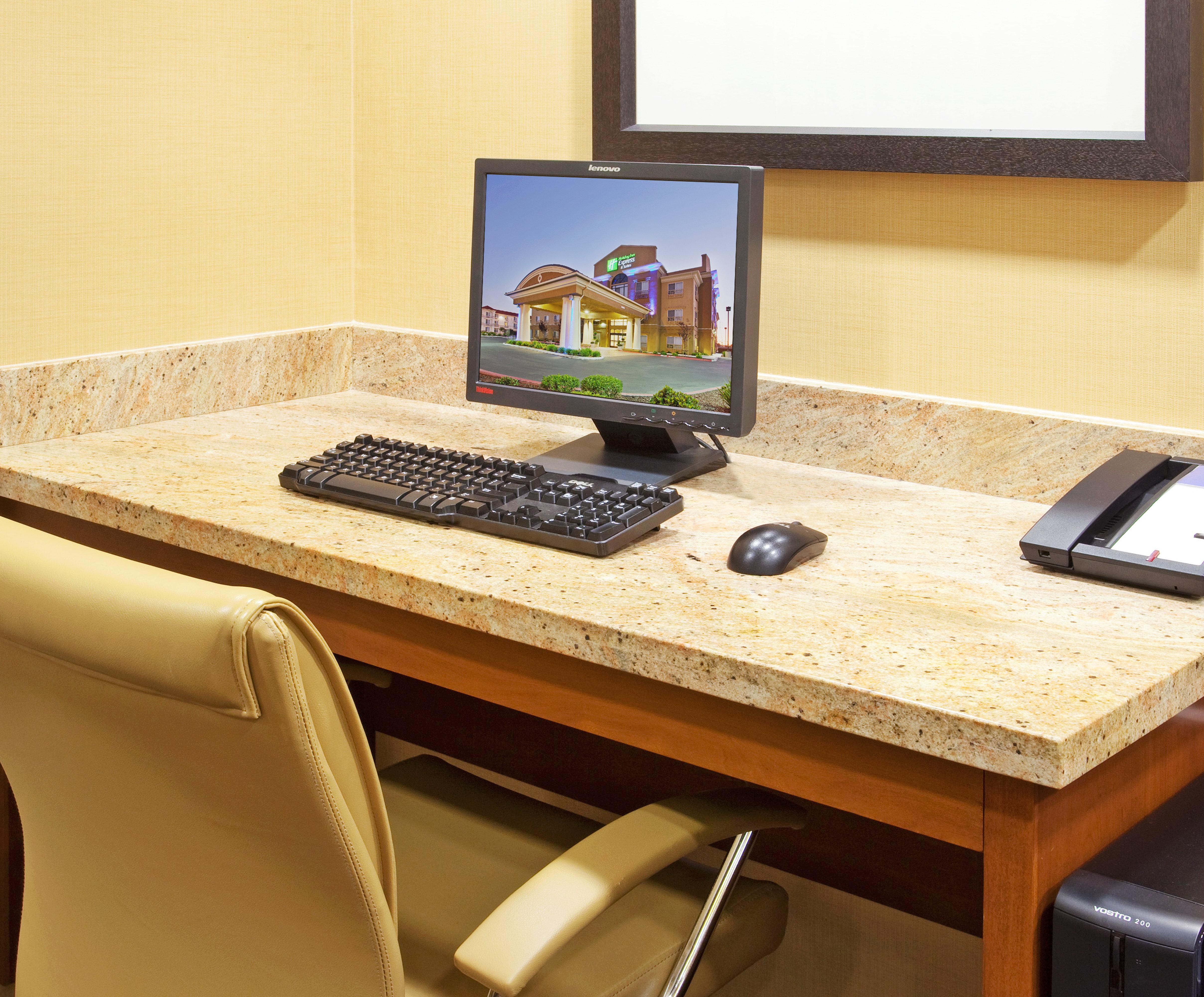 Holiday Inn Express & Suites Salinas By Ihg Exteriér fotografie